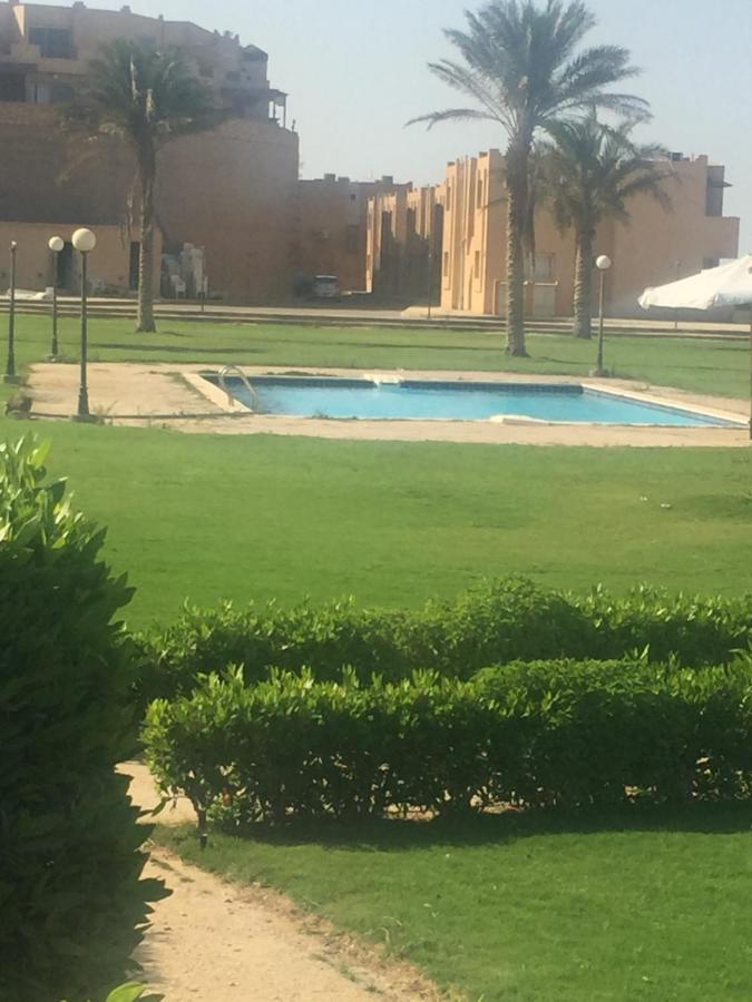 Beach Front Chalet Ain Sukhna Buitenkant foto